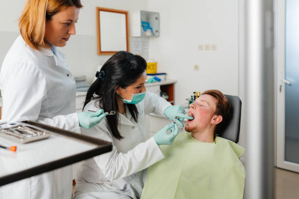 Best Tooth Infection Emergency Dentist  in Mount Airy, NC